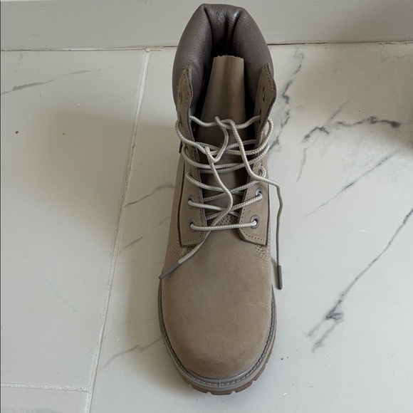 Timberland Grey Lace-Up Boots - Picture 3 of 8